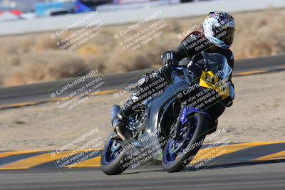 media/Dec-18-2022-SoCal Trackdays (Sun) [[8099a50955]]/Turn 4 (1pm)/